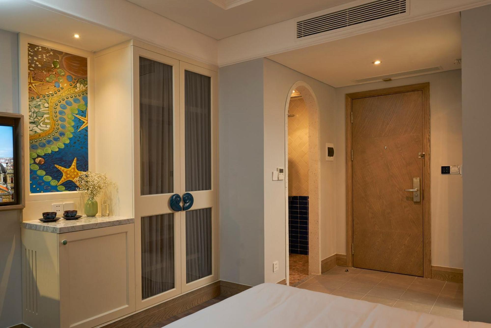 Sofiana My Khe & Spa- Rooftop Pool Bar Da Nang