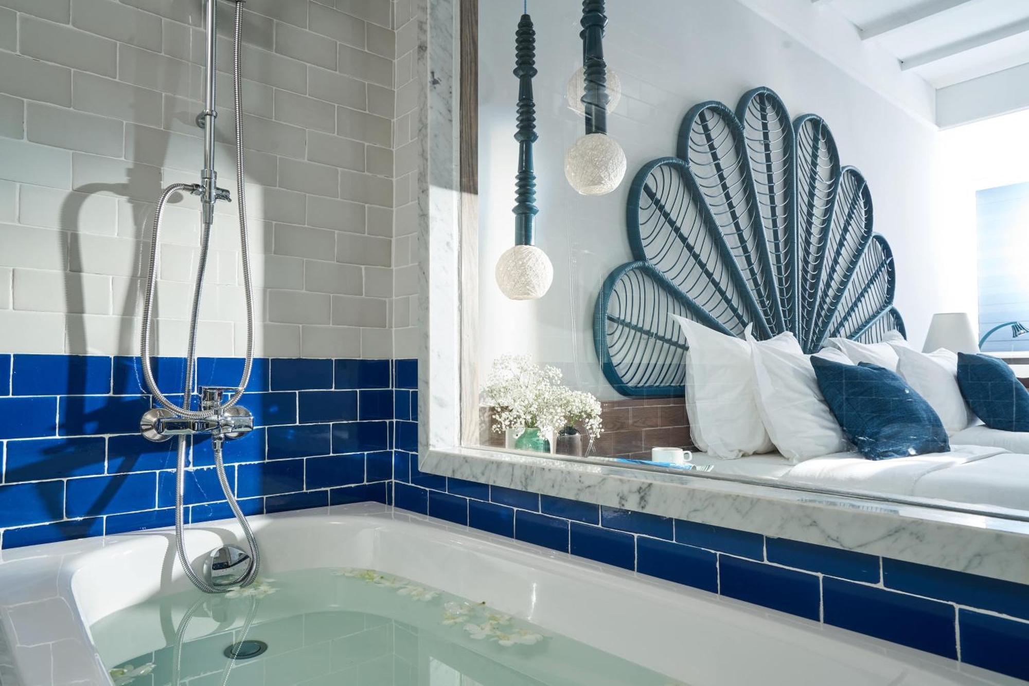 Sofiana My Khe & Spa- Rooftop Pool Bar 4*