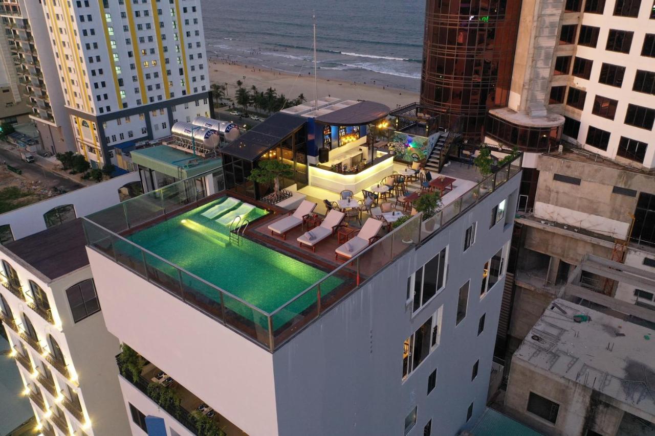 Sofiana My Khe & Spa- Rooftop Pool Bar Hotel