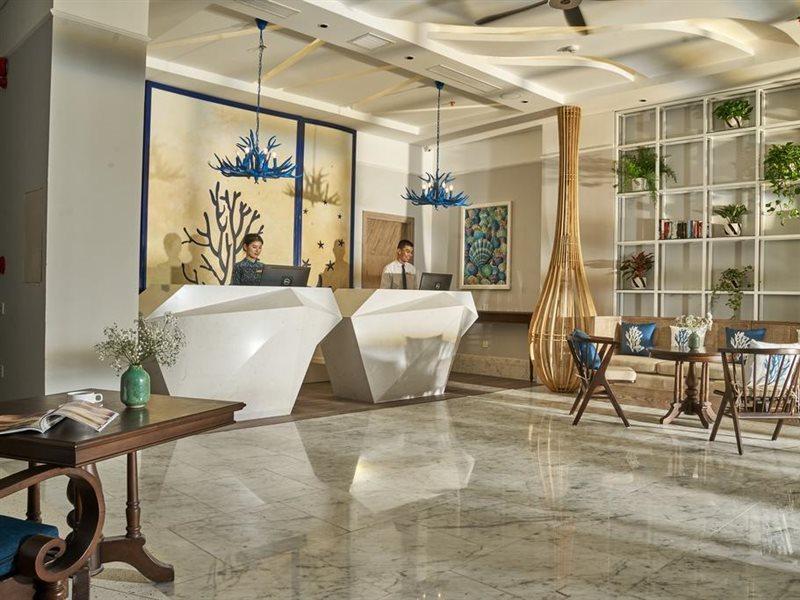 Sofiana My Khe & Spa- Rooftop Pool Bar Hotel 4*